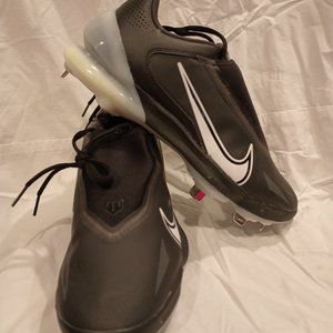 New Nike Baseball cleats